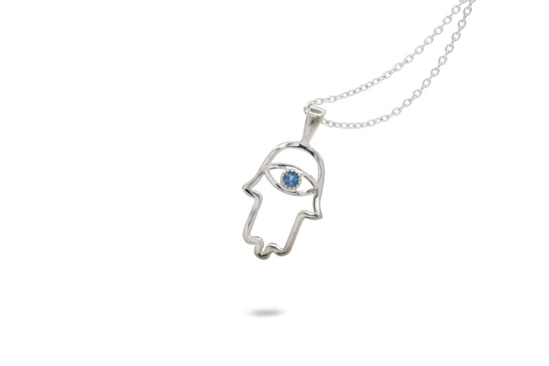 שרשרת חמסה משובצת בלו טופז