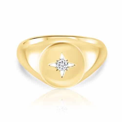 טבעת חותם עם כוכב חלול ויהלום לבן