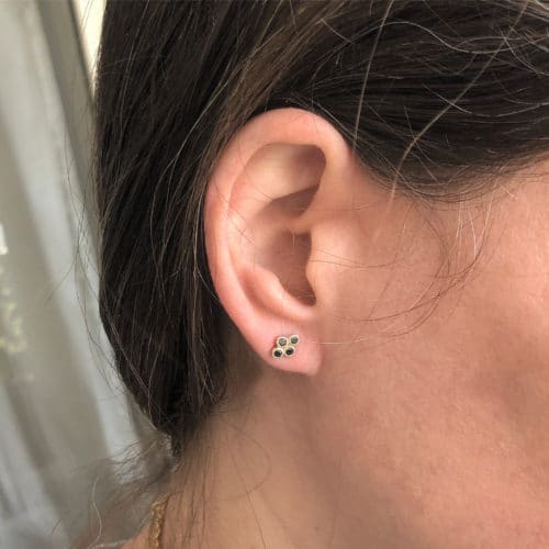 עגילי ארבעה יהלומים צמודים