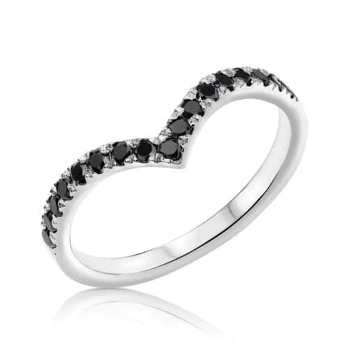 טבעת V משובצת יהלומים צפופים