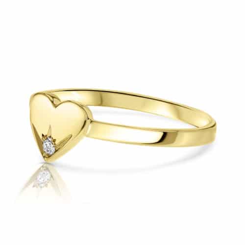 טבעת לב משובצת יהלום לבן