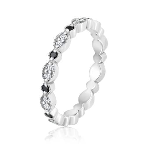 טבעת עלים בעיצוב אישי משובצת יהלומים לבנים