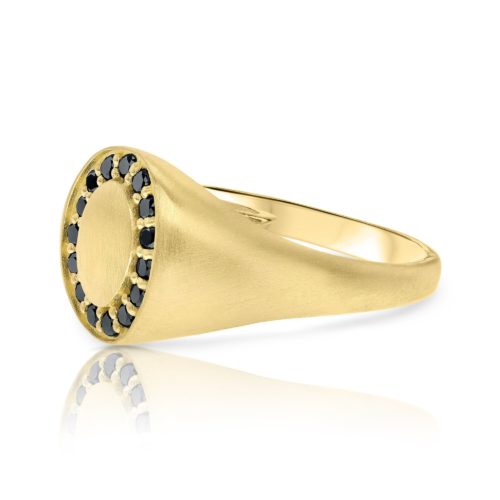 טבעת חותם אליפסה משובצת יהלומים שחורים