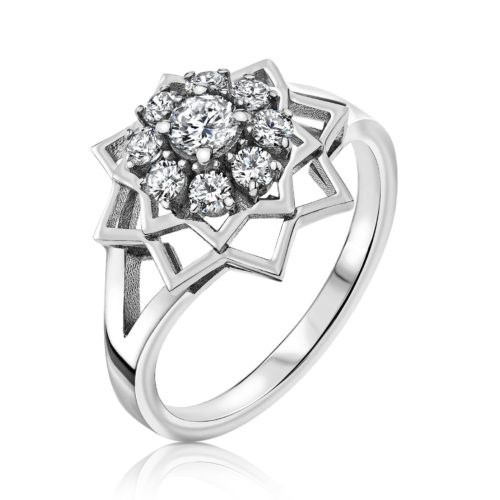 טבעת פרח משולשים משובצת יהלומים לבנים