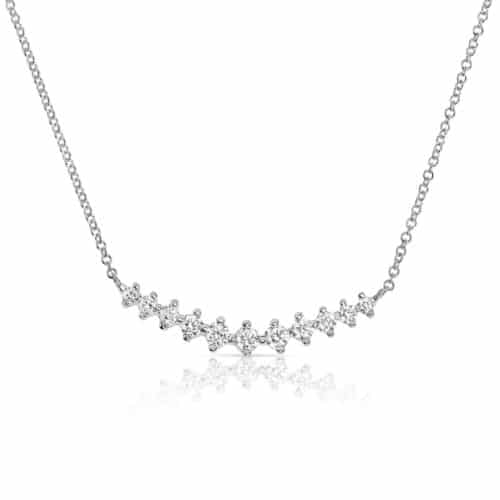 שרשרת V מיוחדת משובצת יהלומים לבנים