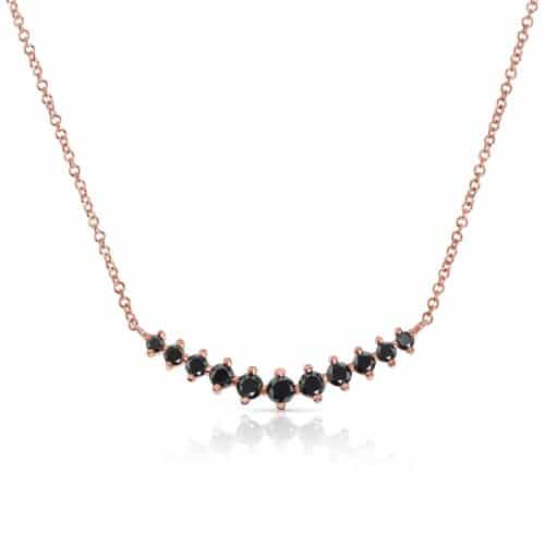 שרשרת V מיוחדת משובצת יהלומים שחורים