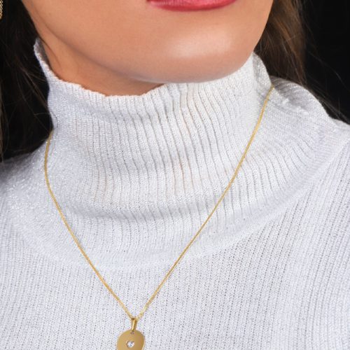 שרשרת עיגול זהב לב חלול עם חריטה‎