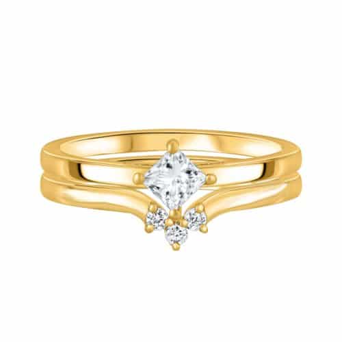 סט טבעות - יהלום פרינסס עם טבעת כתר מעל