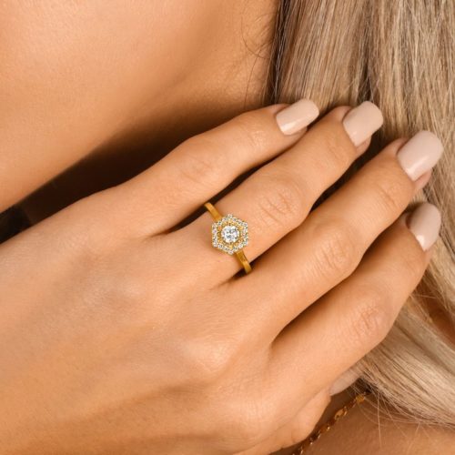 טבעת משושה וינטאג׳ יהלומים לבנים