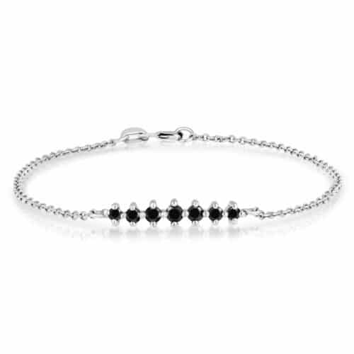 צמיד היסטרי של יהלומים שחורים בגדלים שונים