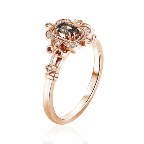 טבעת וינטאג׳ יהלום מרכזי אפור בחיתוך אובל ויהלומים לבנים מסביב2