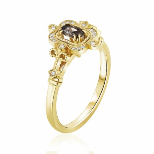 טבעת וינטאג׳ יהלום מרכזי אפור בחיתוך אובל ויהלומים לבנים מסביב2