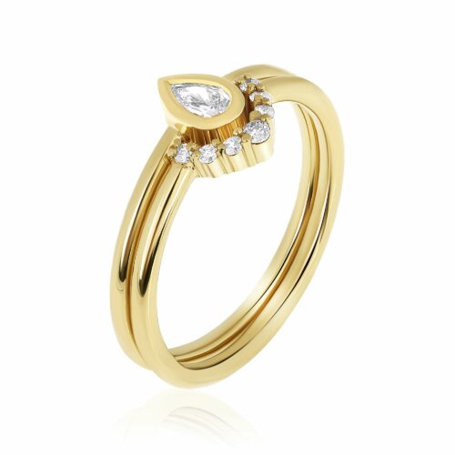 סט טבעות יהלומים לבנים עם יהלום טיפה לבן