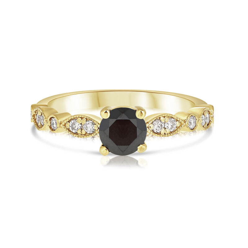 טבעת עלים משובצת יהלומים לבנים עם יהלום מרכזי שחור