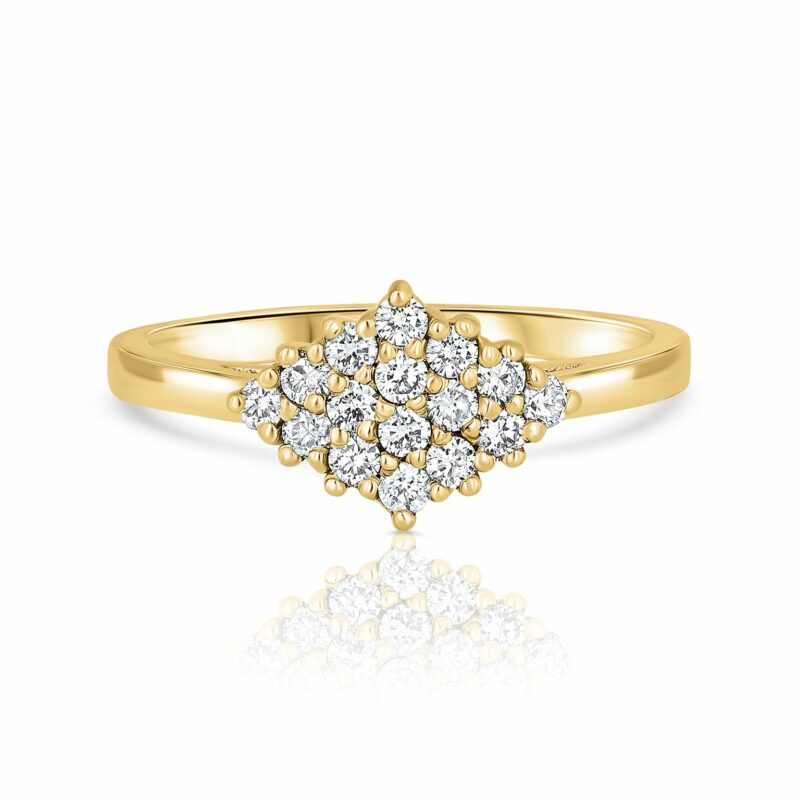 טבעת יהלומים לבנים של סבתא מינה