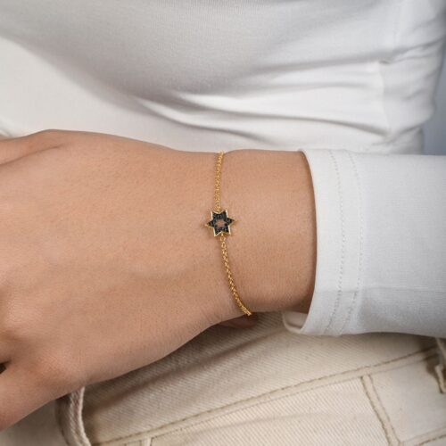 צמיד מגן דוד מיוחד עם יהלומים שחורים