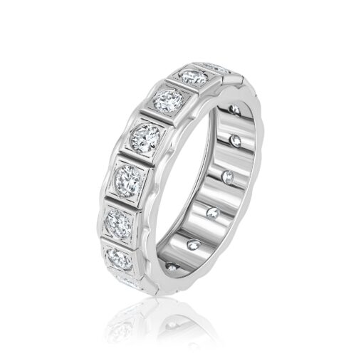 טבעת וינטאג׳ של סבתא רחל משובצת יהלומים לבנים