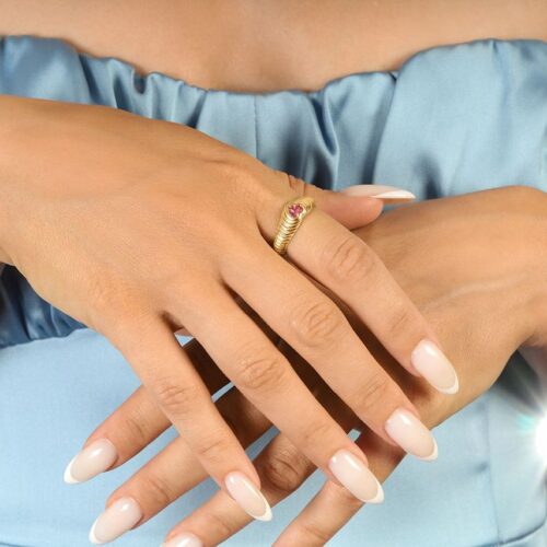 טבעת חותם מיוחדת משובצת טורמלין לב ורוד עם יהלומים מסביב - מהדורה מוגבלת