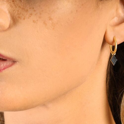 עגילי חישוק עם תליון מעוין מפוצץ יהלומים שחורים