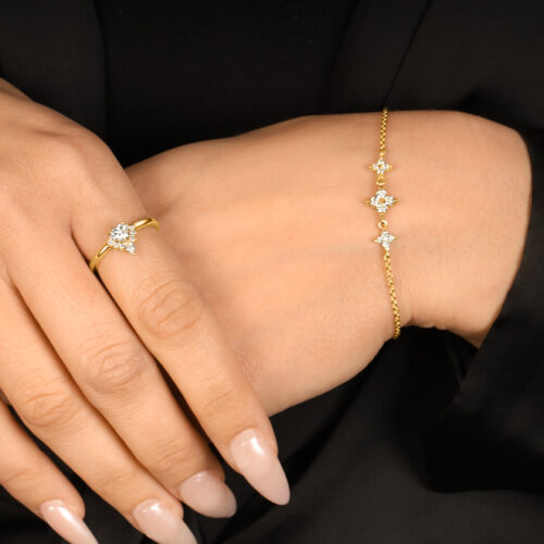 צמיד עדין חוליות מעוצבות משובץ יהלום לבן במרכז