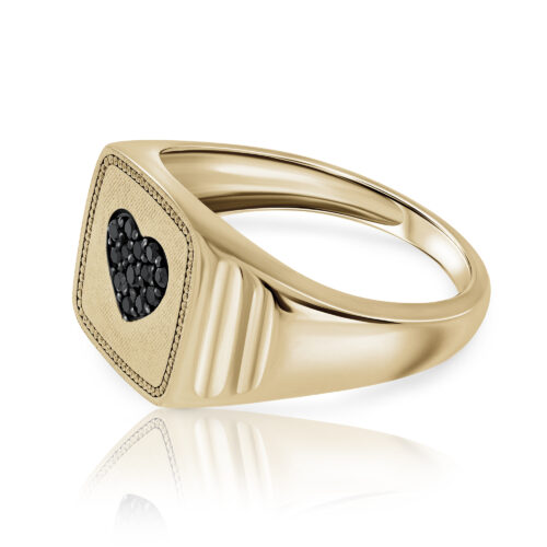 טבעת חותם מלבנית מעוצבת עם לב יהלומים שחורים