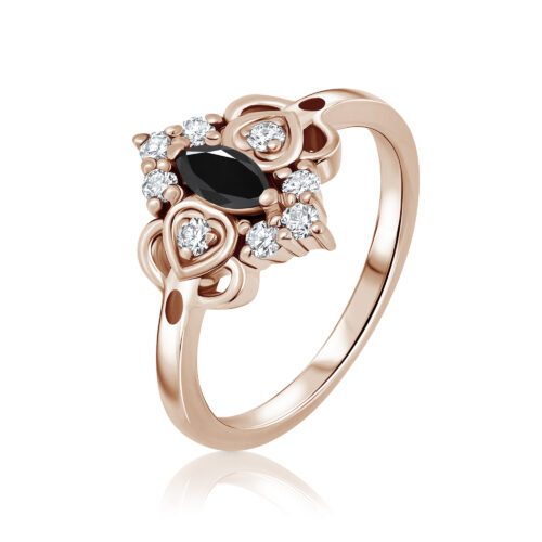 טבעת וינטאג׳ לבבות בצדדים משובצת יהלום מרקיזה שחורה במרכז ויהלומים לבנים בצדדים