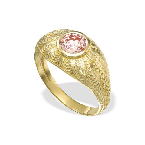 יהלומים ורודים קולקצית קפסולה שני קוג׳מן